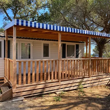 Albatross Mobile Homes On Cala Canyelles * יורט דה מאר