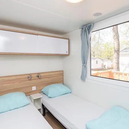 Albatross Mobile Homes On Cala Canyelles יורט דה מאר