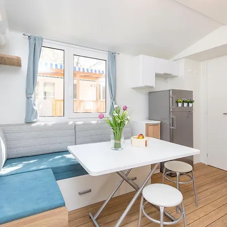 Albatross Mobile Homes On Cala Canyelles * Λορέτ Ντε Μαρ