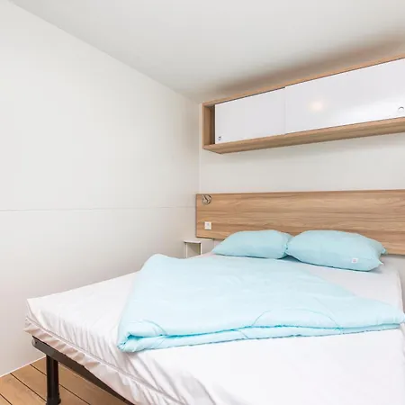 Albatross Mobile Homes On Cala Canyelles Parque de Campismo *