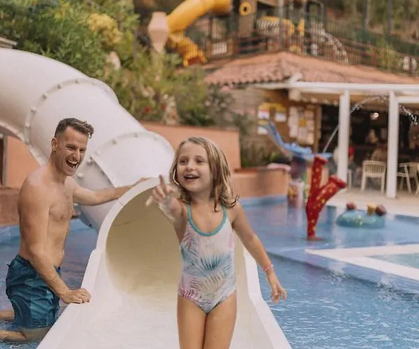 Parque de Campismo Albatross Mobile Homes On Cala Canyelles *