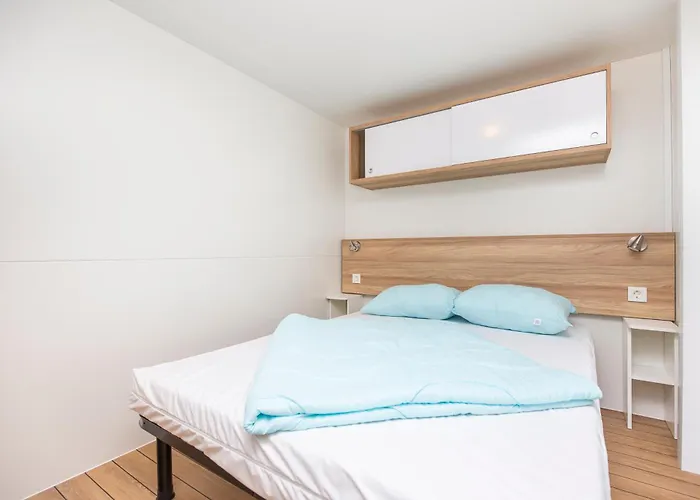 Albatross Mobile Homes On Cala Canyelles Parque de Campismo *